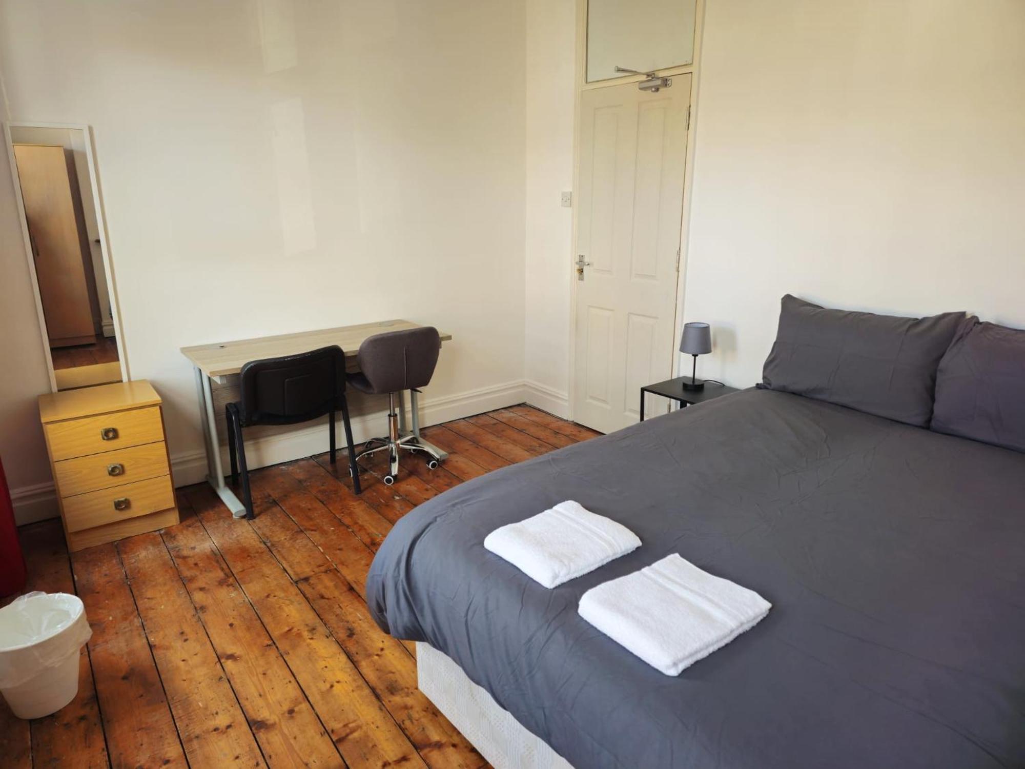 Delightful Room By Gloucester Road Bristol Kültér fotó